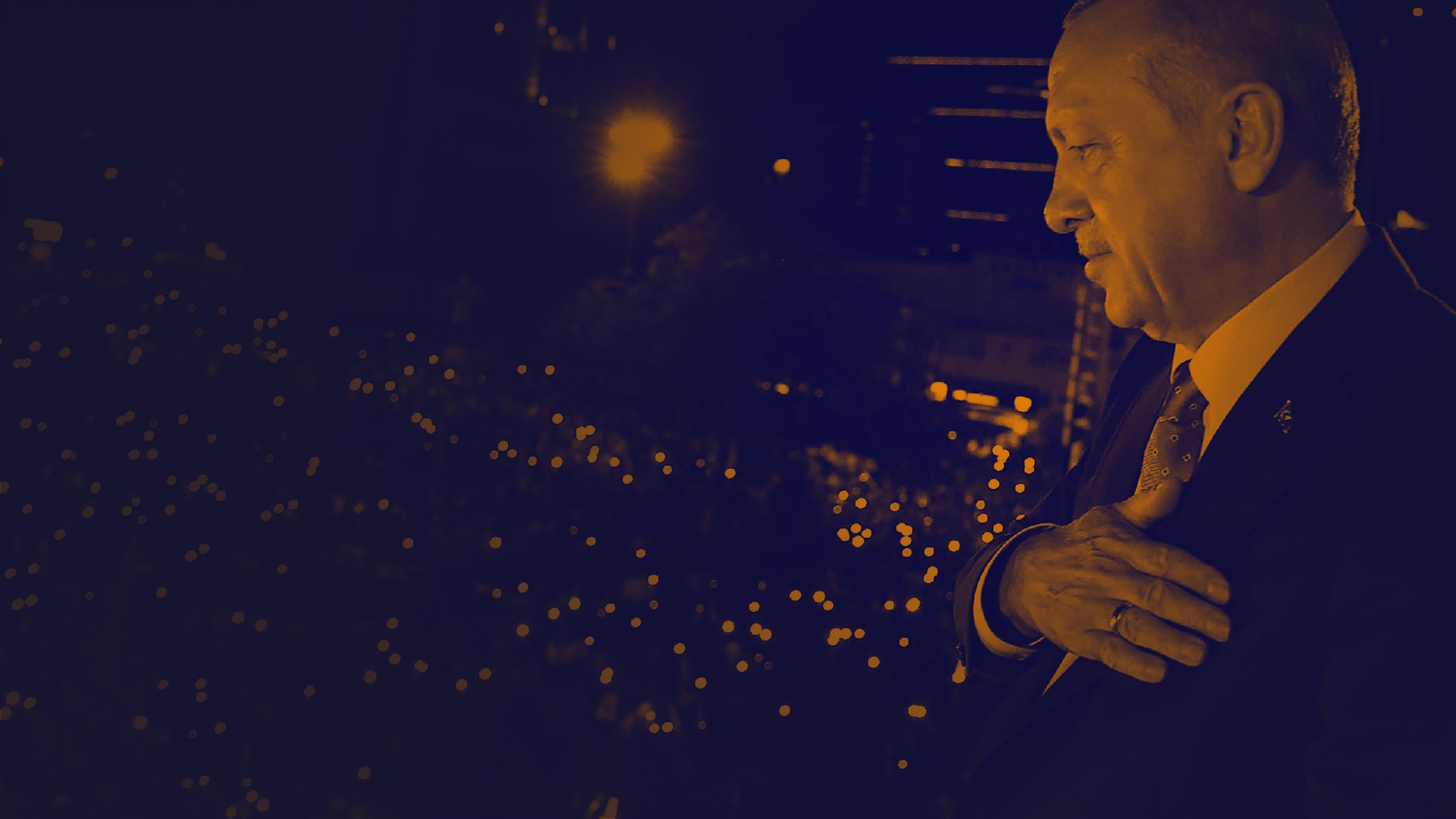 Cumhurbaşkanı Erdoğan, Atatürk Havalimanı önünde halka seslendi