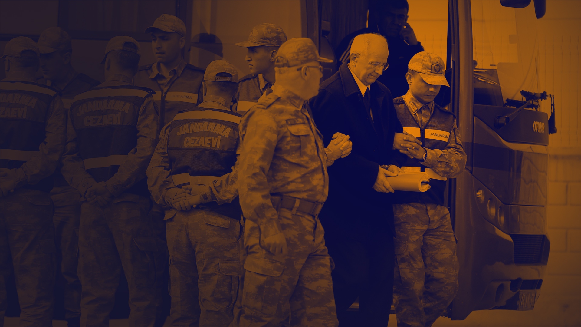 Darbeci Orgeneral Adem Huduti teslim oldu