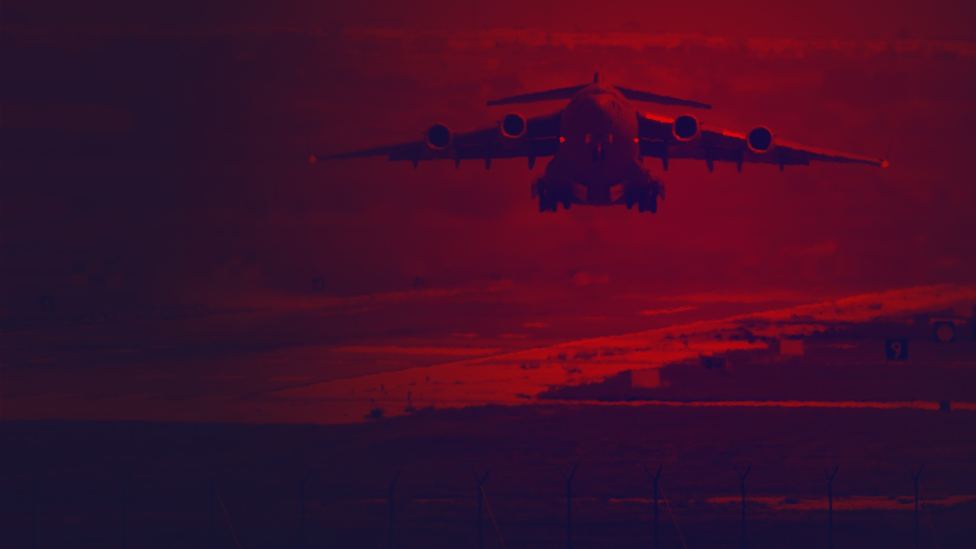 İncirlik Üssü'nden kalkan darbecilerin savaş uçaklarına yakıt ikmali yapan tanker uçağı geri dönüş yaptı