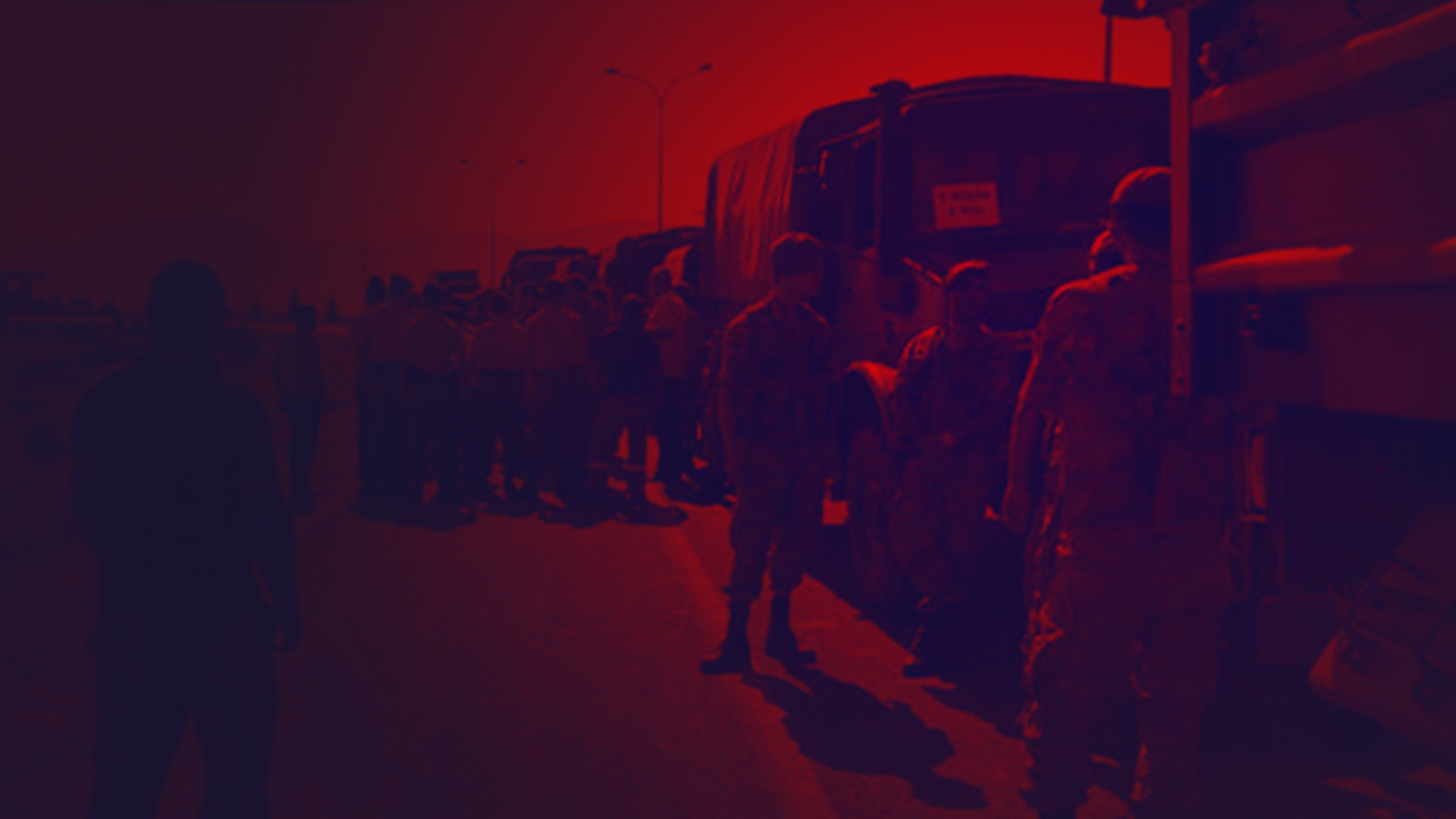 Komandoları halk durdurdu